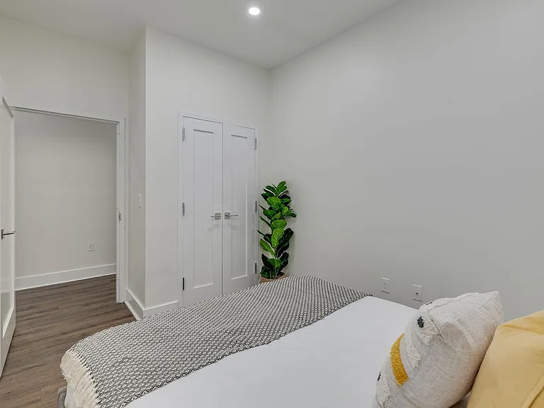 The Ledger Residences — Photo 29