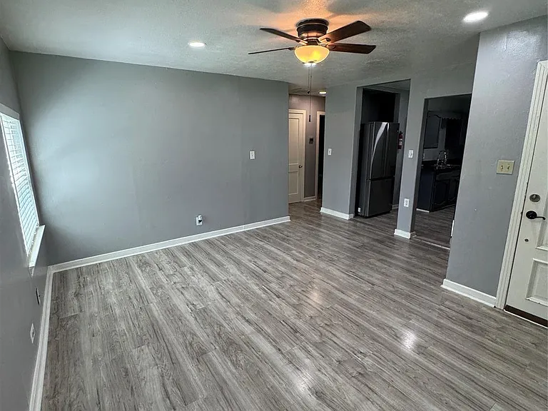 6629 Corbin St — Photo 5