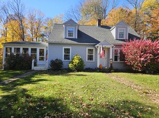 74 Elm St N, Barre, MA 01005