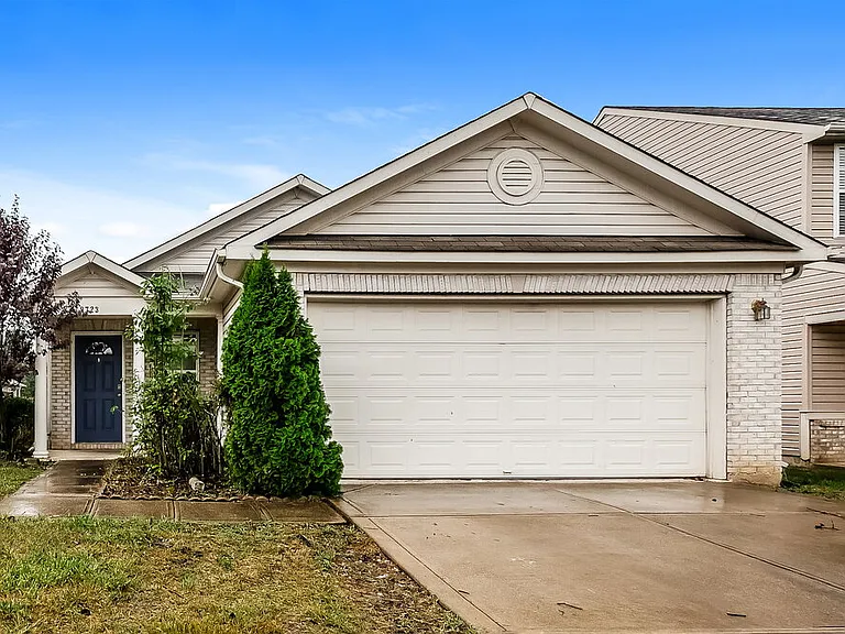 9723 Centennial Ct — Photo 1