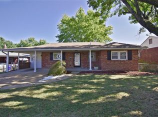 1906 Basil Dr, Saint Louis, MO 63125