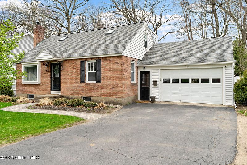 2nd image of 116 Willow Lane