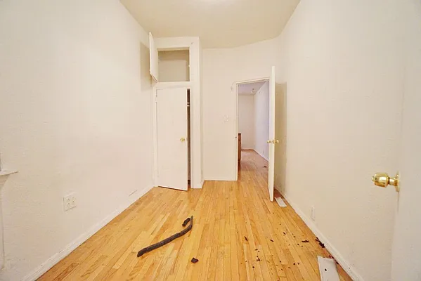 Rented by Best Apartments North Inc | media 40