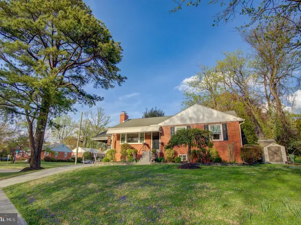 10501 Glenhaven Dr, Silver Spring, MD 20902