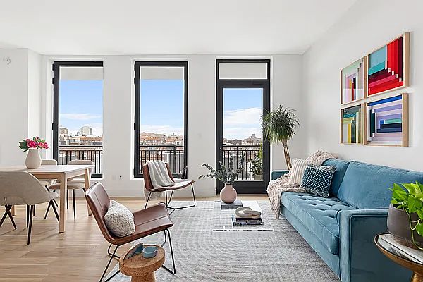 1st image of 111 Montgomery St APT 11R