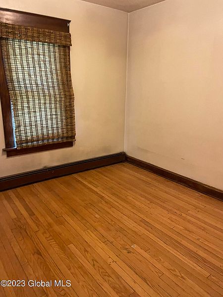 3rd image of 25 Lishakill Road