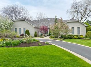 30 W Sandpiper Ln, Lake Forest, IL