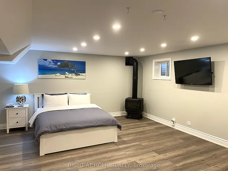1570 Lewes Way #LOWER — Photo 5