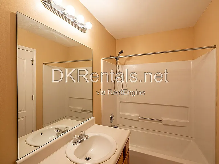 7712 Autry Cir #408 — Photo 10