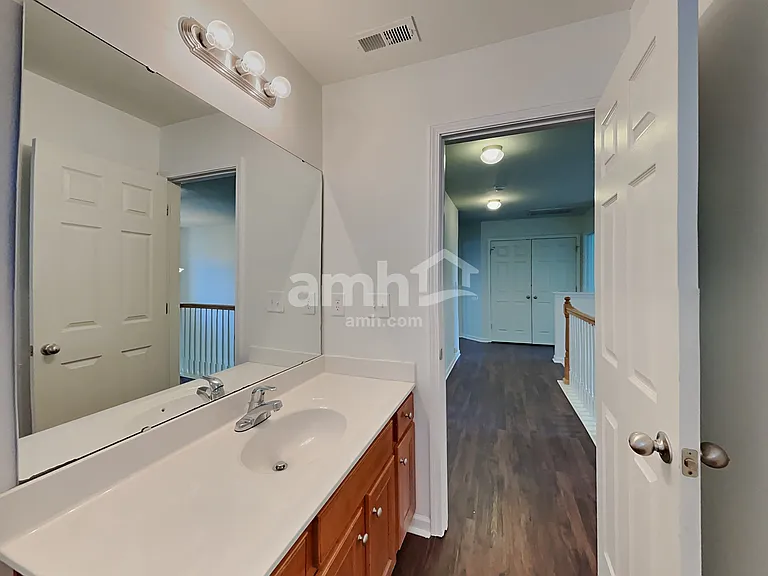 194 Madelia Pl — Photo 16