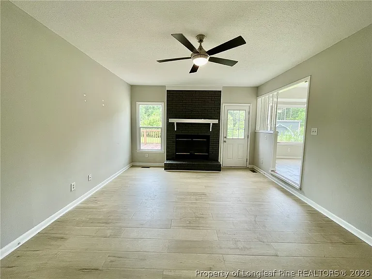 6732 Vaughn Rd — Photo 10