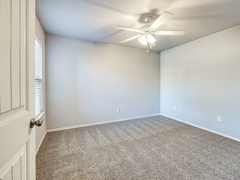 Classen Crossing - Norman-45