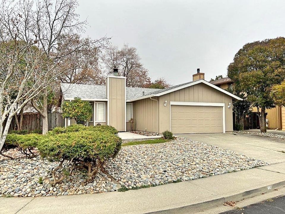 1st image of 191 Brookdale Dr