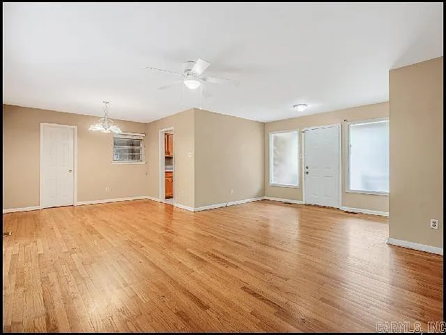 1800 Northwood Rd — Photo 5
