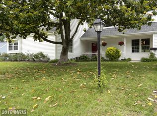 15593 Peach Walker Dr, Bowie, MD 20716