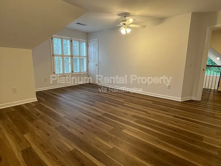870 Ingleside Dr — Photo 39