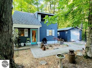 2209 Beals Lake Dr, East Jordan, MI 49727