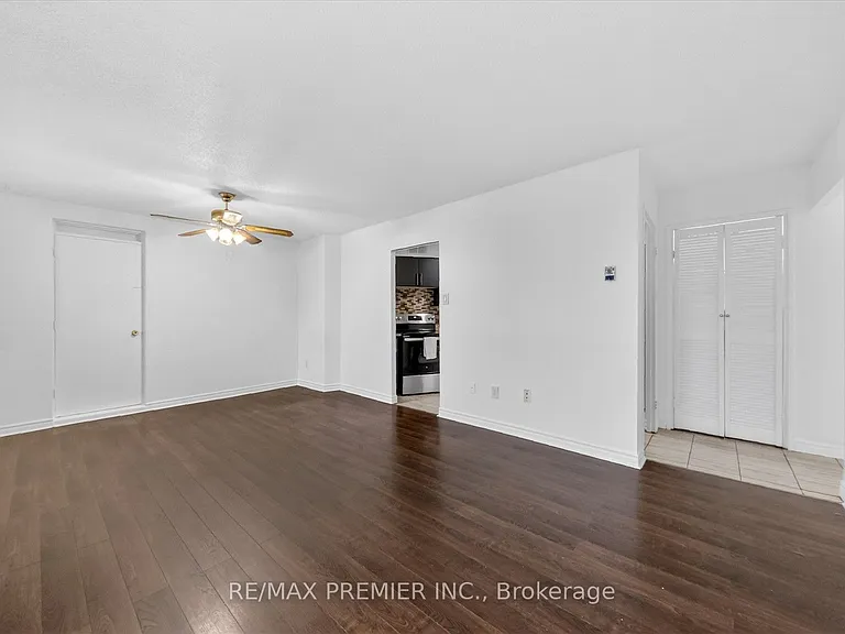 3555 Derry Rd E #712 — Photo 9