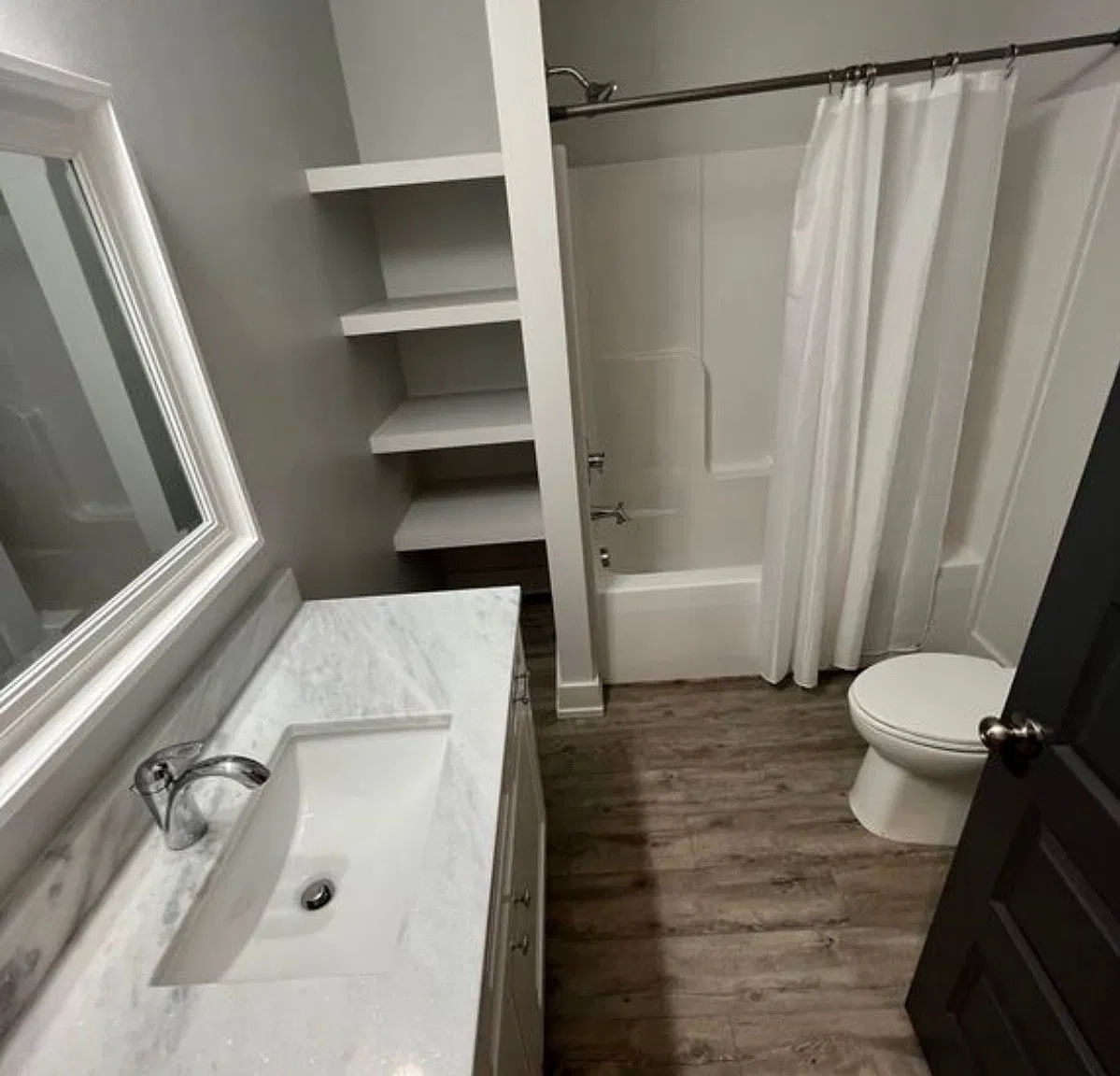 3 bed, 4.5 bath, 1650 sqft, $2,350 — Photo 3