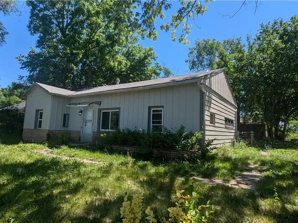 3715 Blue Ridge Cut Off, Kansas City, MO 64133