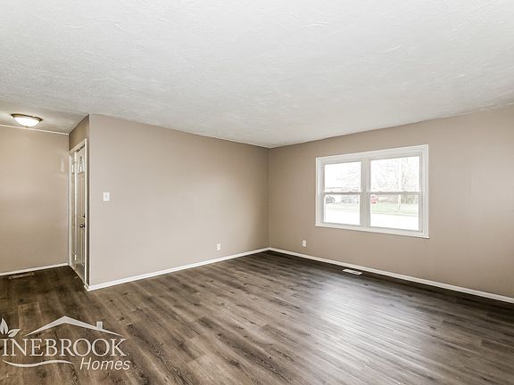 4th image of 9845 Catalina Dr