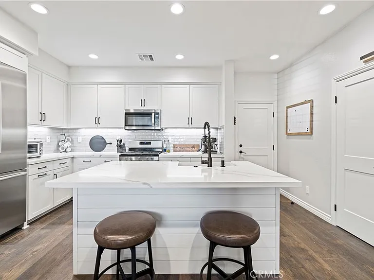 212 Red Brick Dr #3 — Photo 6