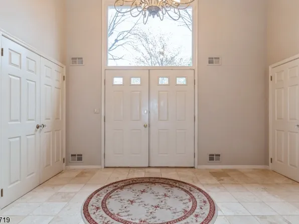 132 Shawnee Path, Long Hill Twp., NJ 07946