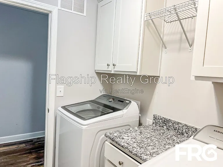 491 Fallingbrook Dr — Photo 50