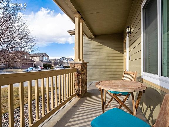 3rd image of 6131 Hayfield Pl