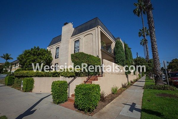 1st image of 959 6th St #A