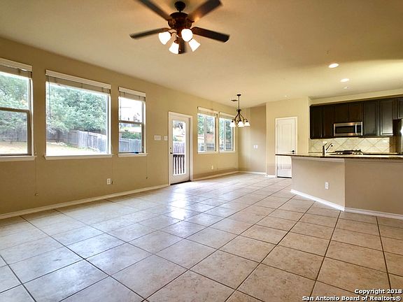 4th image of 18126 Camino Del Mar
