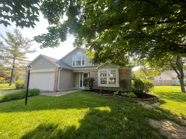 7657 Winding Creek Dr, Indianapolis, IN 46236
