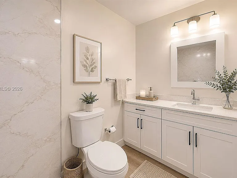 1670 W 42nd St #1672 — Photo 32