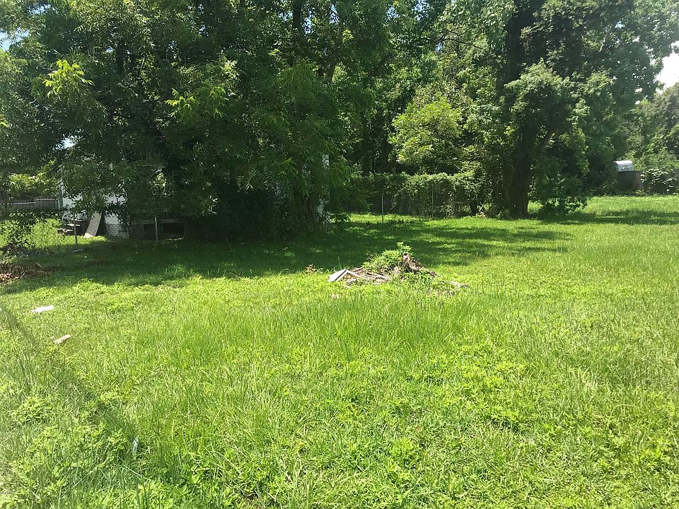 2nd image of 195 Lee St