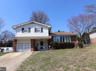 9230 Grace Ln, Philadelphia, PA 19115