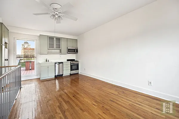 Rented by Halstead Real Estate | media 25