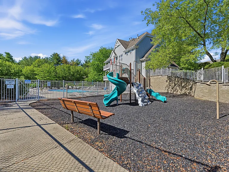 5301 Tudor Dr — Photo 29