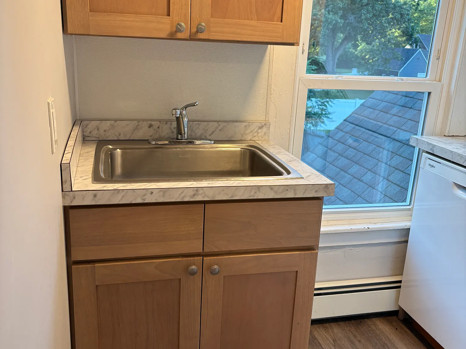 2 bed, 1200 sqft, $1,600 — Photo 4