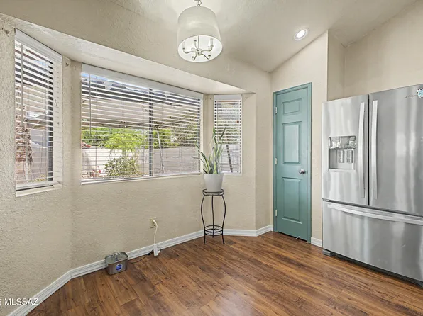 4686 W Lessing Ln, Tucson, AZ 85742