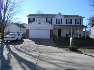 1024 Remington Oaks Ct, Fenton, MO 63026
