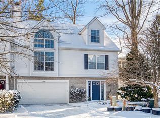 1561 Novicky Ct #9, South Euclid, OH 44121