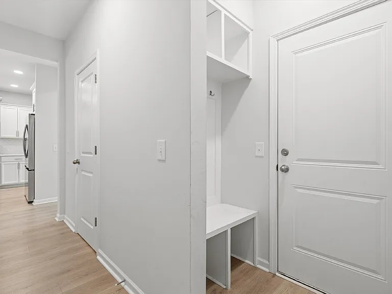 8646 Windsor Hill Blvd — Photo 25