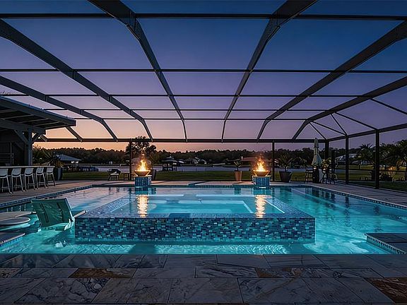 4th image of 24057 Hideout Trl