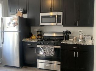 2500 N Rockwell St APT 2, Chicago, IL 60647