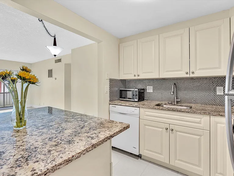 644 NW 13th St #160 — Photo 10