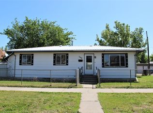 308 S Montana Ave, Miles City, MT 59301