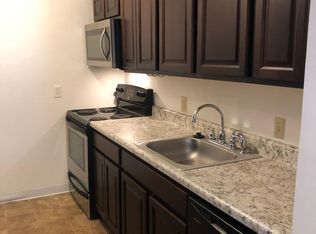 25 Sugar Maple Ln #6, Saint Charles, MO 63303
