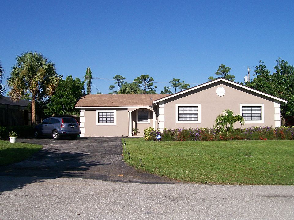 1st image of 217 Highland Park Dr