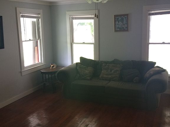 5th image of 3108 Warren Ave