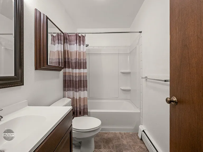 1251 W Patricia Ave #4 — Photo 37